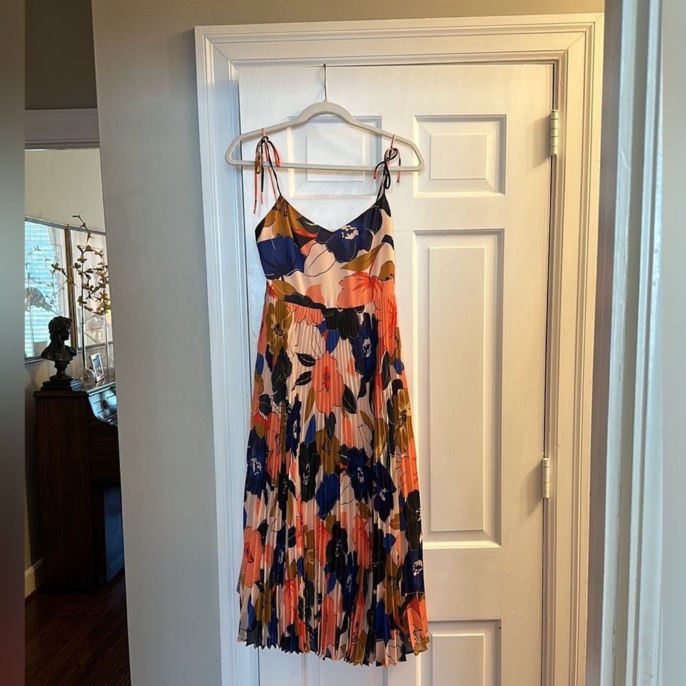 Sezane size 36 sundress. MIDI.